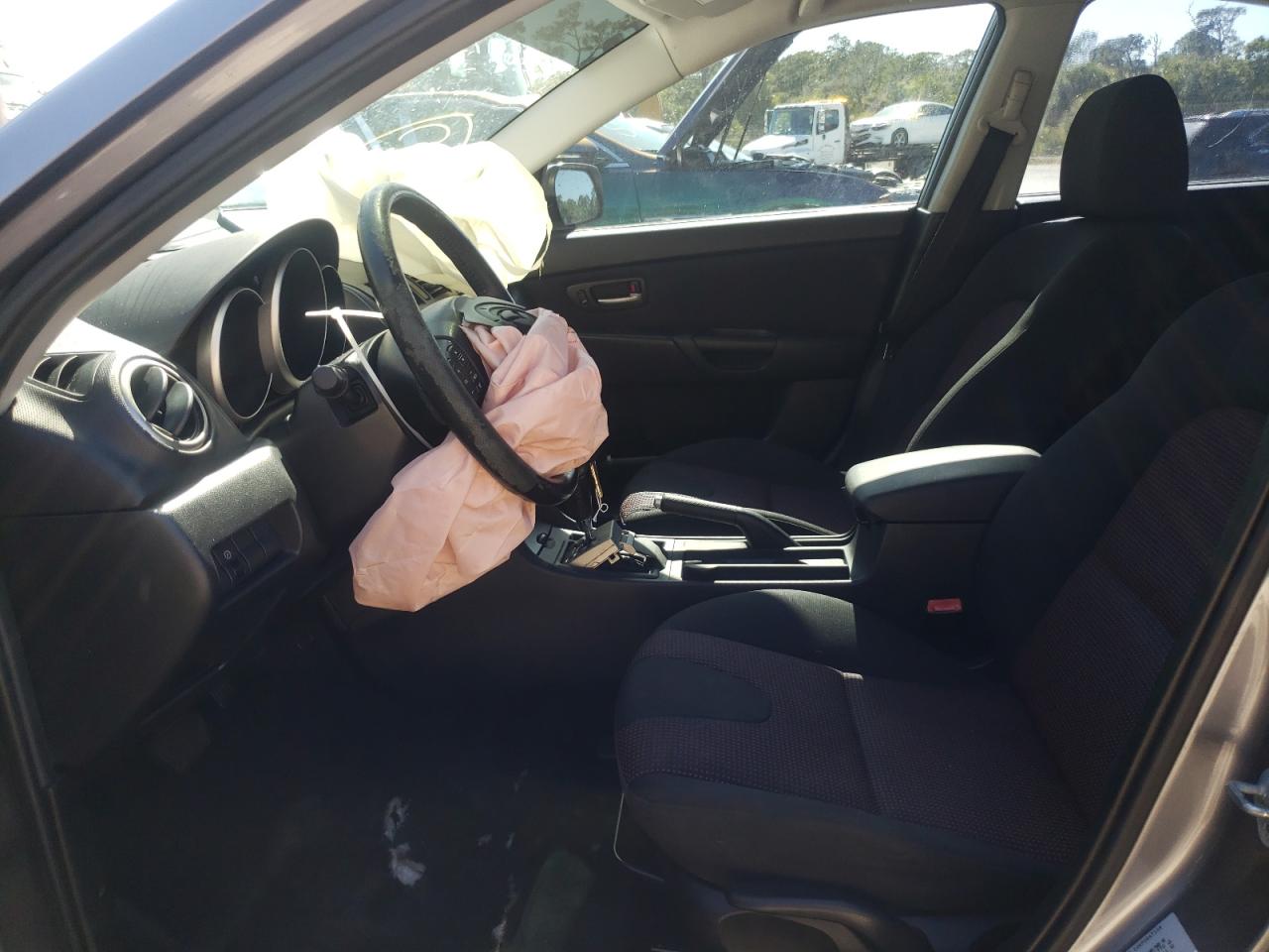 Photo 5 from auction – 2005 MAZDA 3 S with VIN JM1BK123551317578