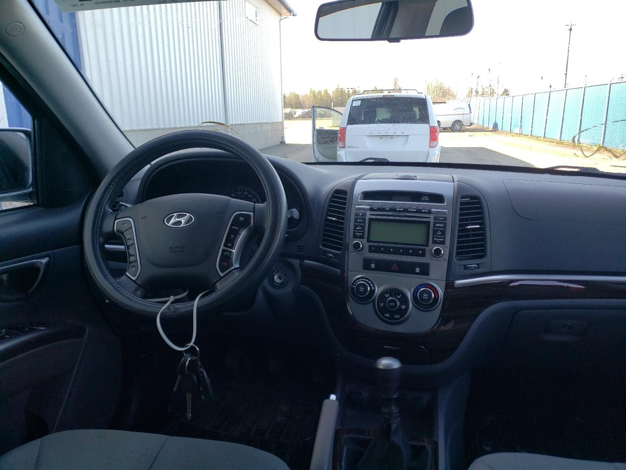 Photo 9 from auction – 2010 HYUNDAI SANTA FE G with VIN 5NMSG3AB1AH339633