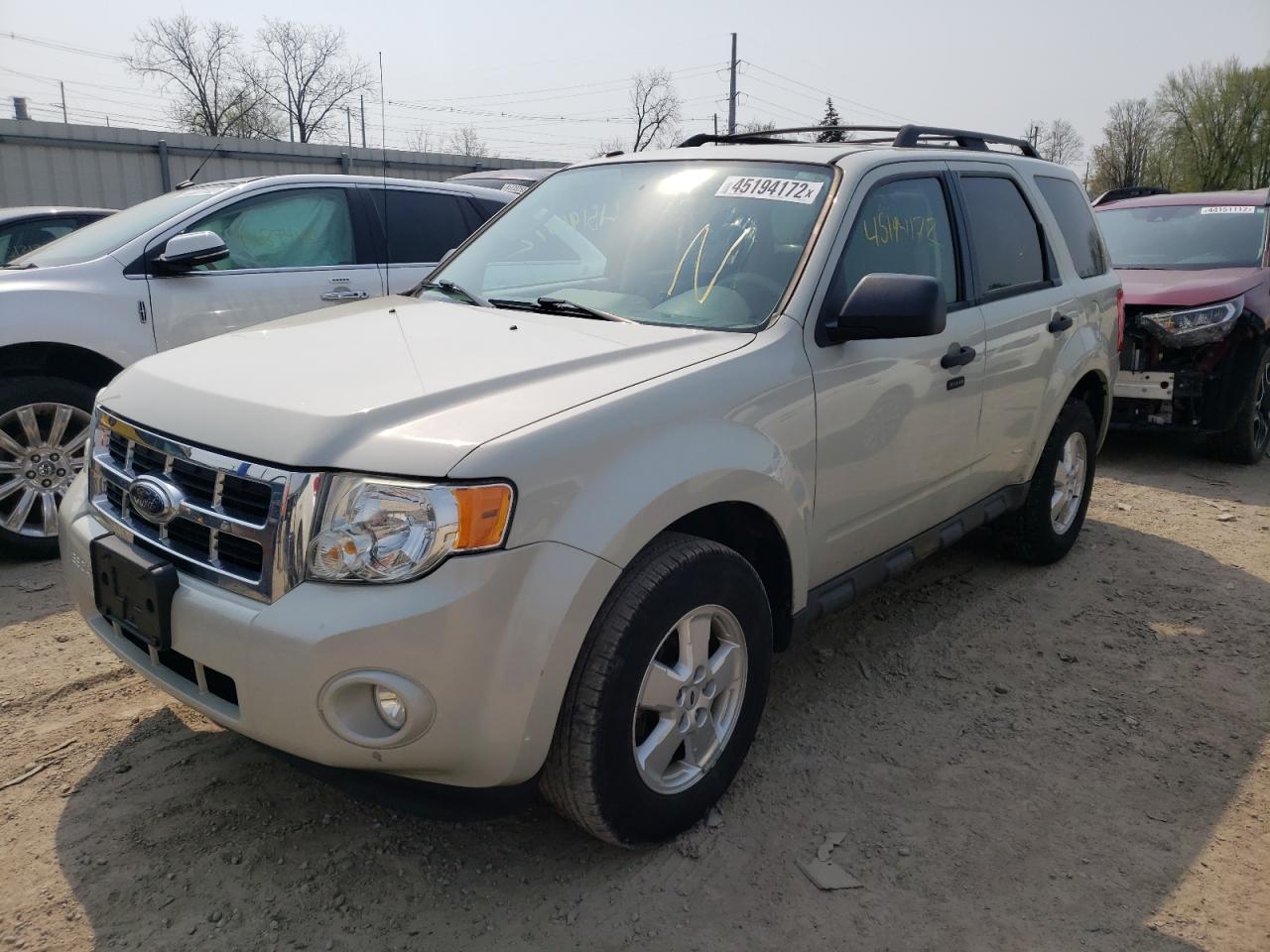 Photo 2 from auction – 2009 FORD ESCAPE XLT with VIN 1FMCU03799KB62703