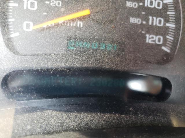 Photo 8 from auction – 2004 CHEVROLET SILVERADO with VIN 2GCEK19T741278567