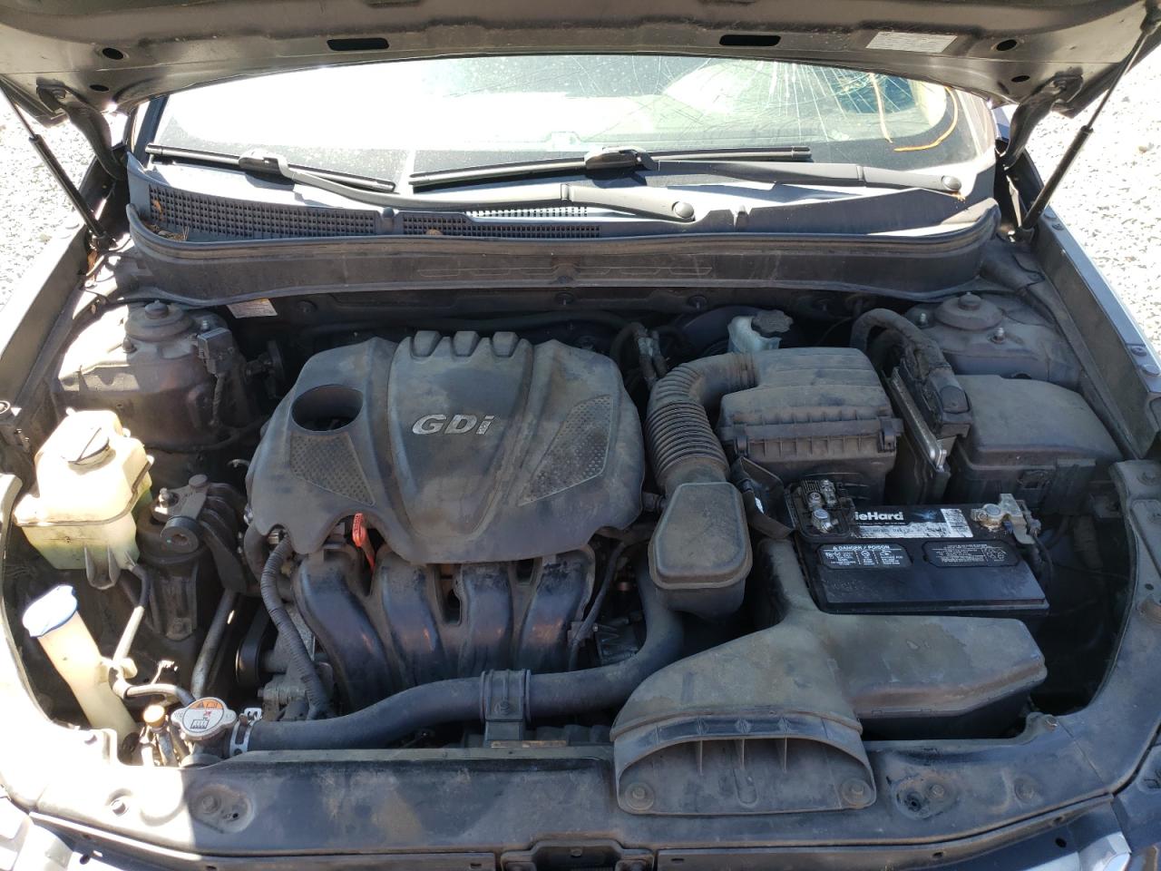 Photo 7 from auction – 2011 HYUNDAI SONATA SE with VIN 5NPEC4AC3BH152129