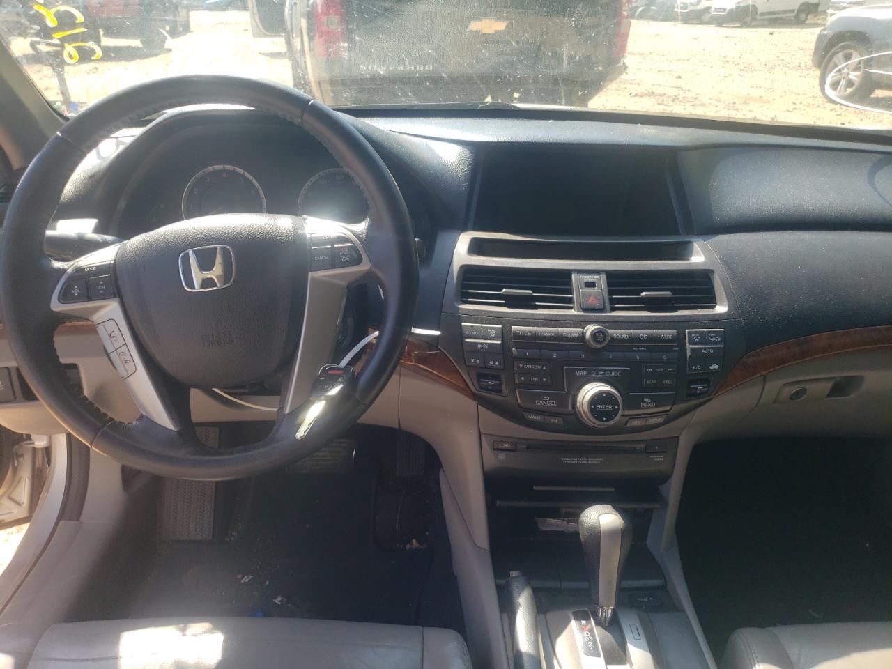 Photo 9 from auction – 2011 HONDA ACCORD EXL with VIN 1HGCP2F89BA093259