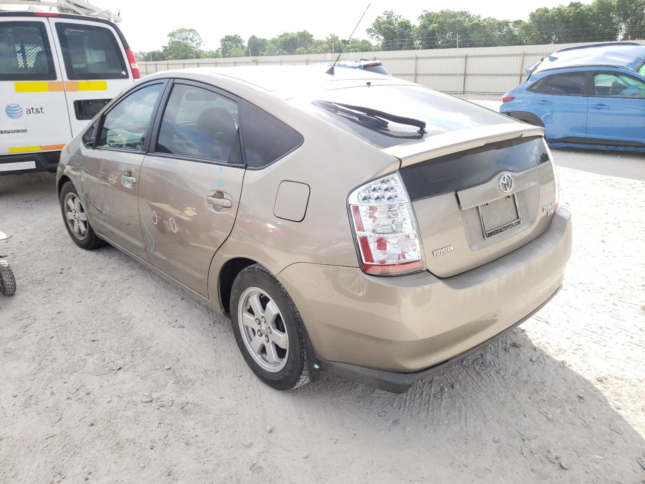 Photo 3 from auction – 2007 TOYOTA PRIUS with VIN JTDKB20U577664300