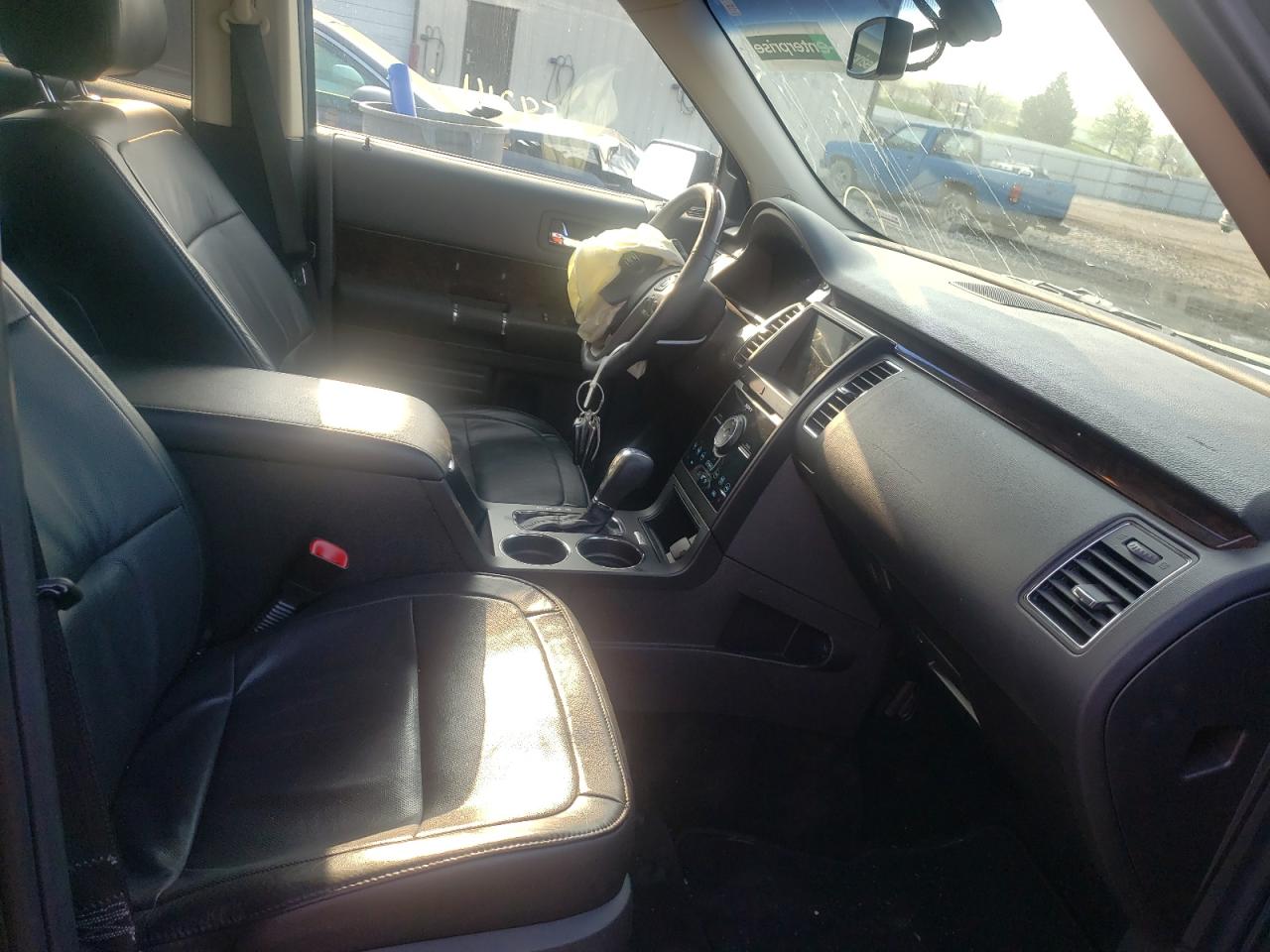 Photo 5 from auction – 2019 FORD FLEX LIMIT with VIN 2FMHK6D83KBA35435