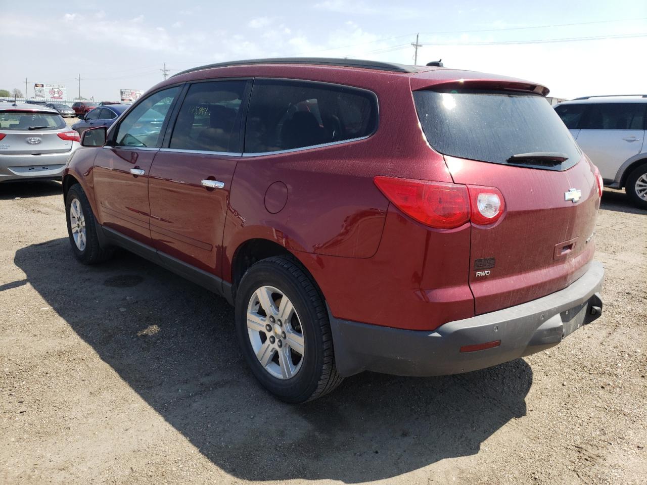 Photo 3 from auction – 2010 CHEVROLET TRAVERSE L with VIN 1GNLVFED9AJ232676