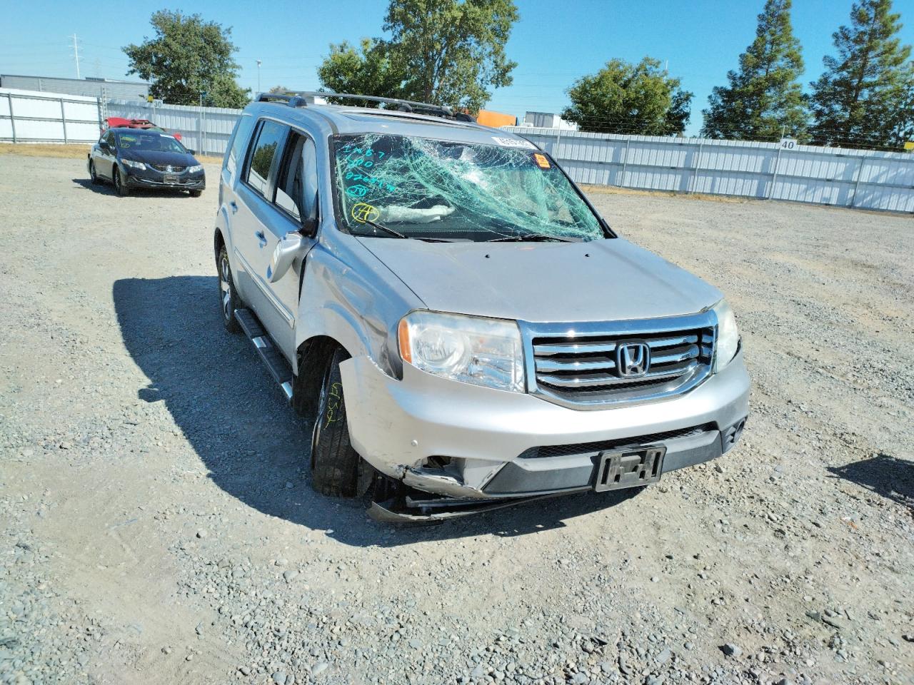 Photo 11 from auction – 2012 HONDA PILOT TOUR with VIN 5FNYF4H95CB042455