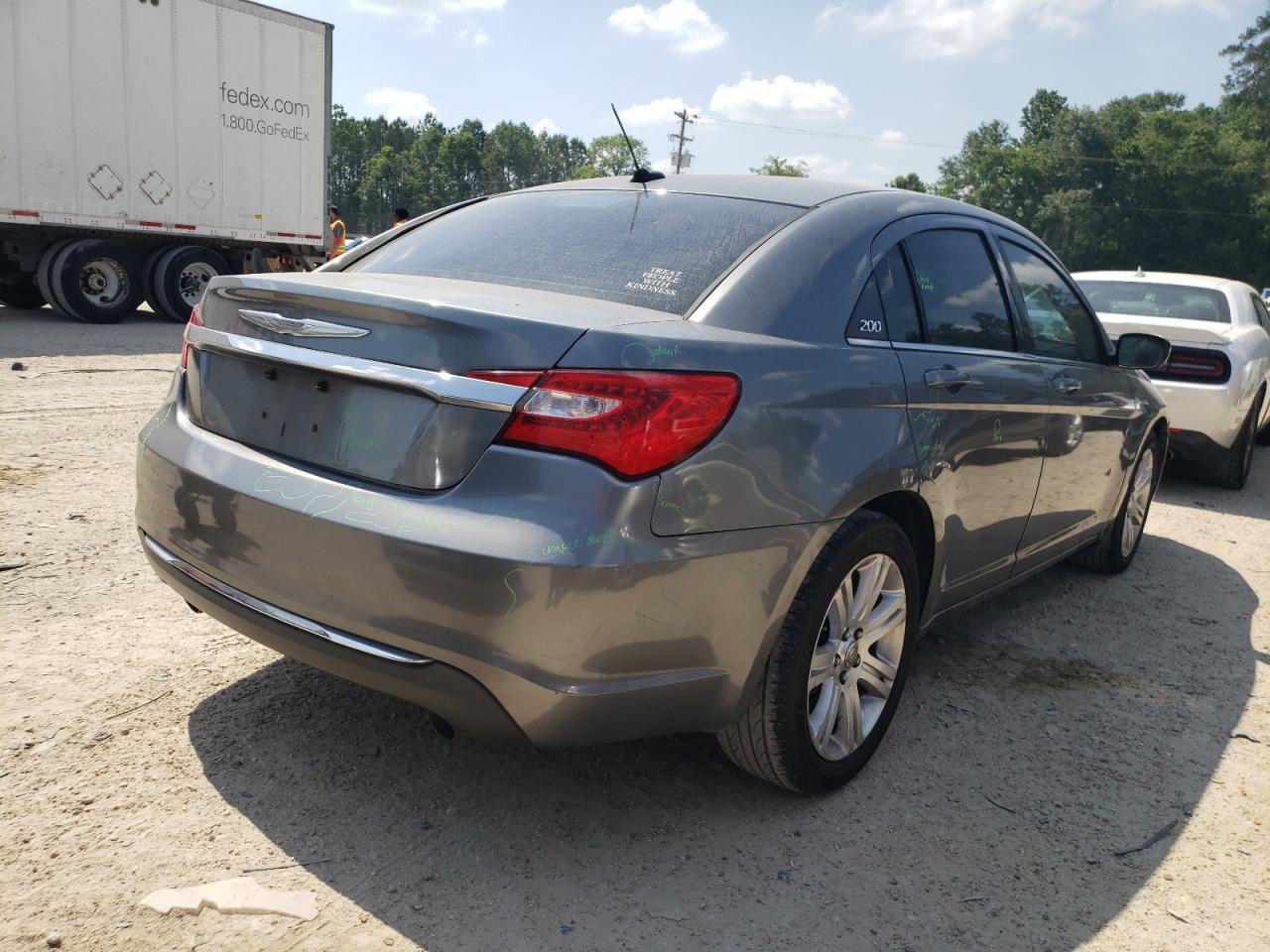 Photo 4 from auction – 2012 CHRYSLER 200 TOURIN with VIN 1C3CCBBG6CN328755