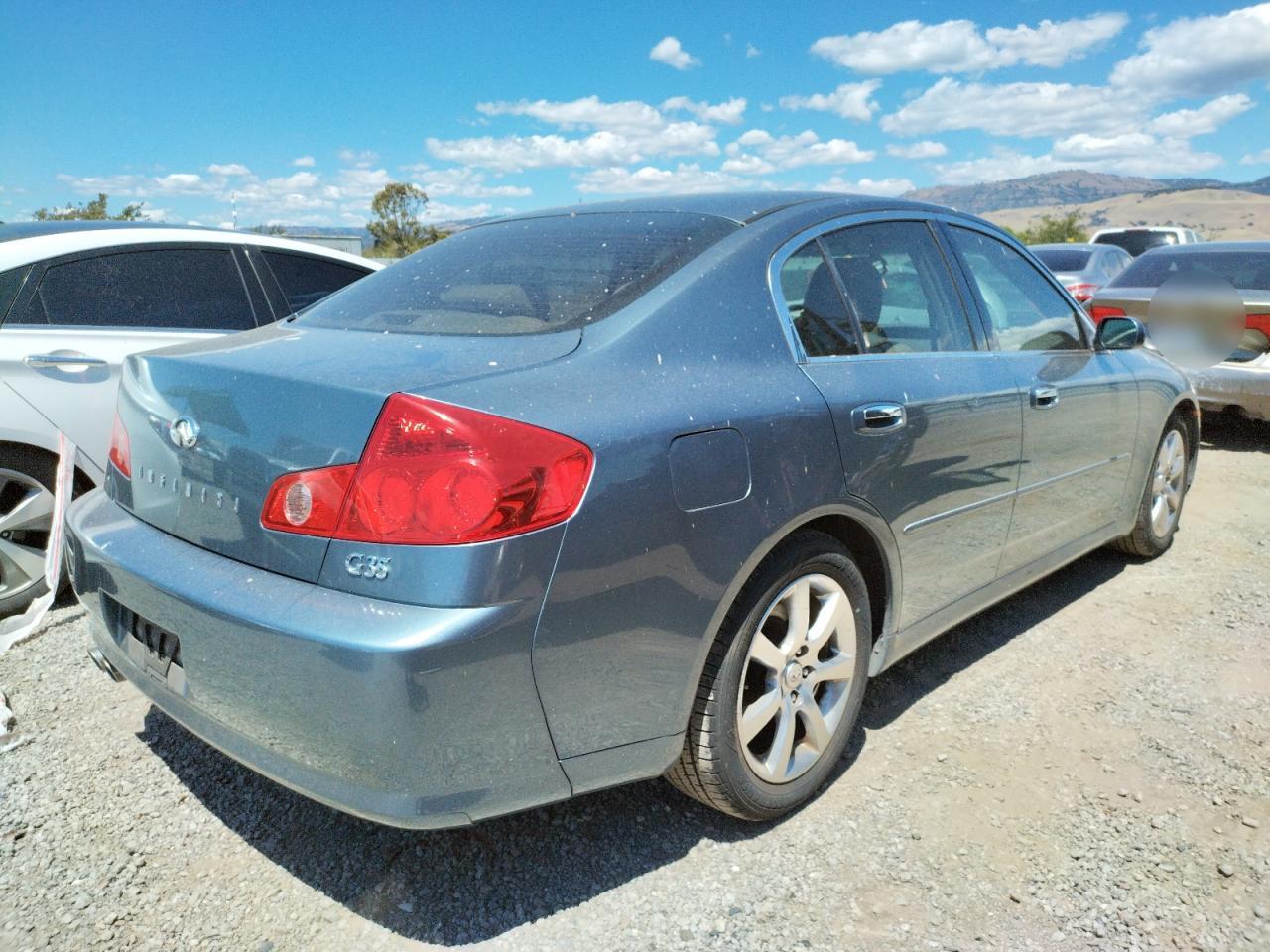Photo 4 from auction – 2005 INFINITI G35 with VIN JNKCV51E55M210212