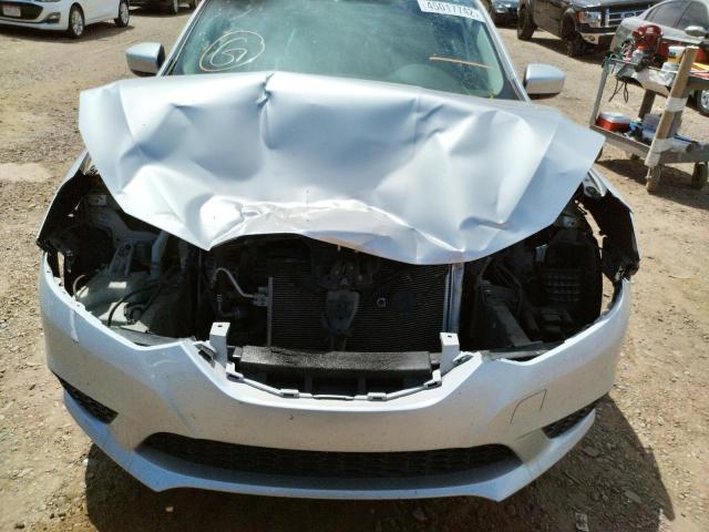Photo 9 from auction – 2017 NISSAN SENTRA S with VIN 3N1AB7AP4HY209829
