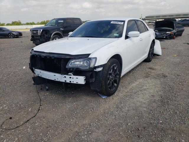 Photo 2 from auction – 2019 CHRYSLER 300 S with VIN 2C3CCAGG0KH682538
