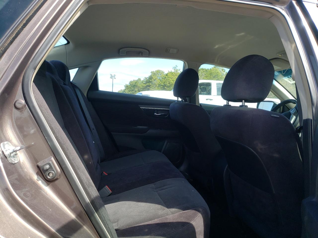 Photo 6 from auction – 2013 NISSAN ALTIMA with VIN 1N4AL3AP4DC116059