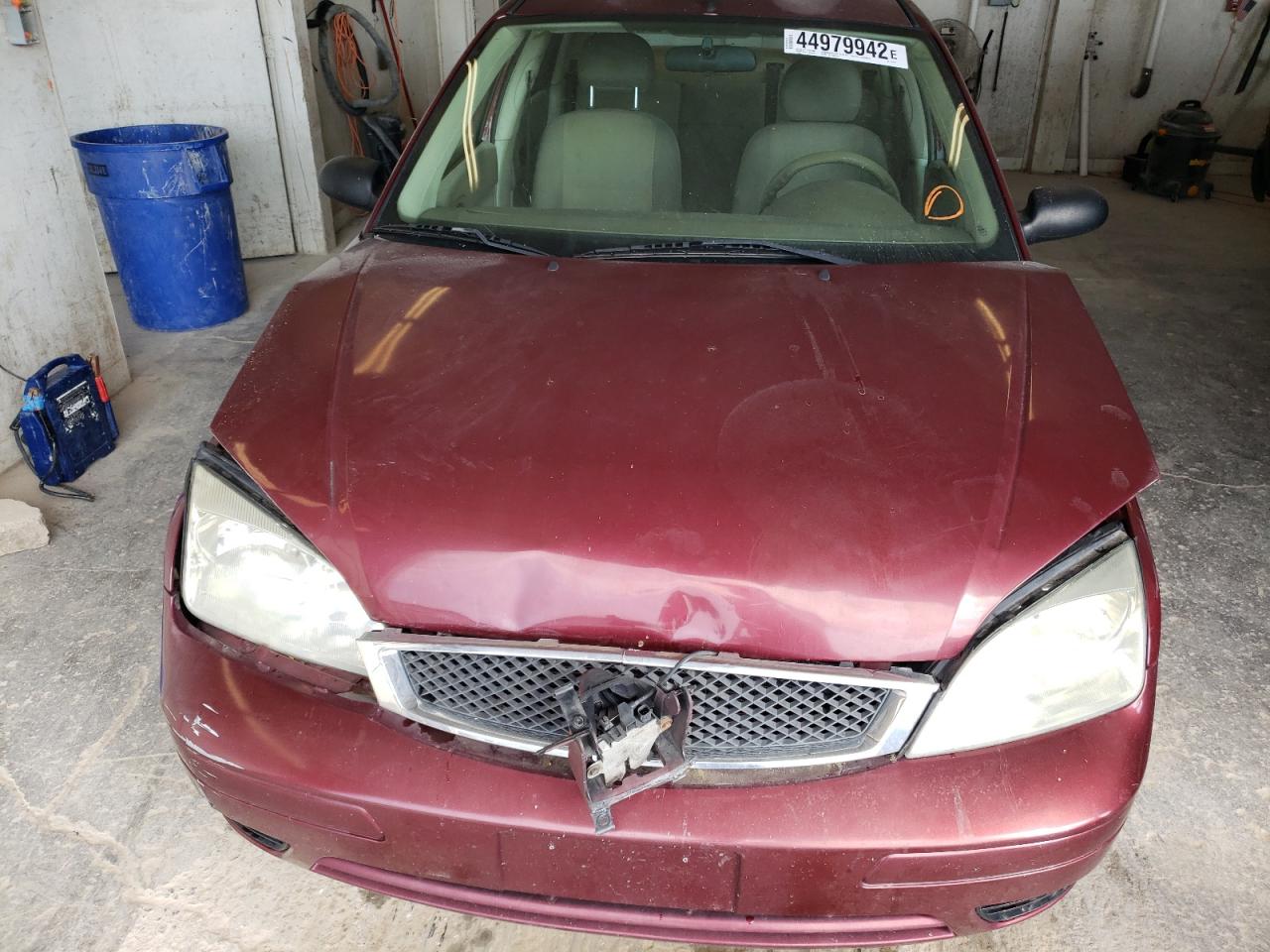 Photo 9 from auction – 2006 FORD FOCUS ZX4 with VIN 1FAFP34N16W104019
