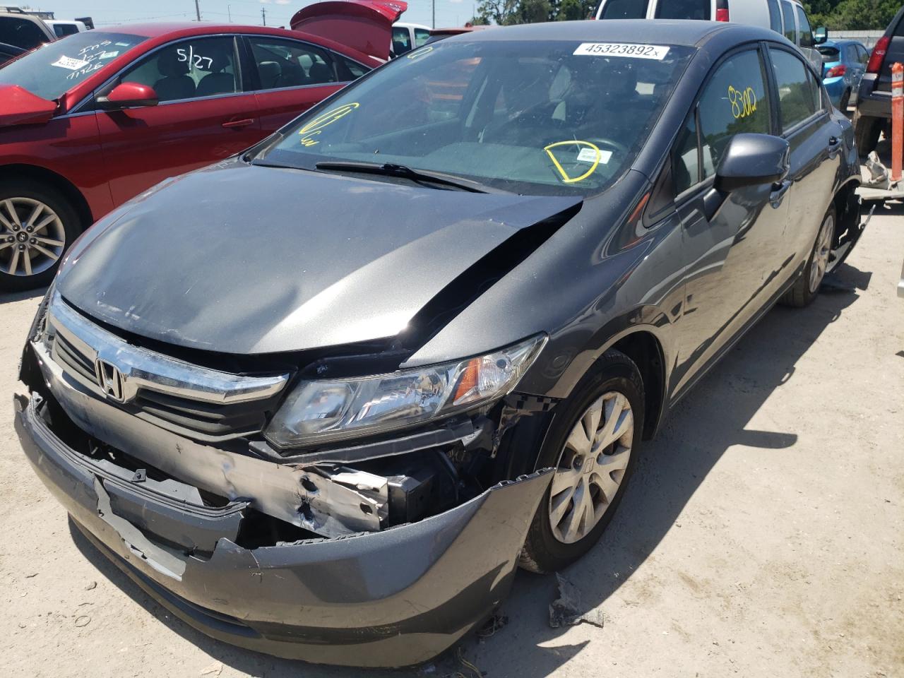 Photo 2 from auction – 2013 HONDA CIVIC LX with VIN 19XFB2F5XDE063400