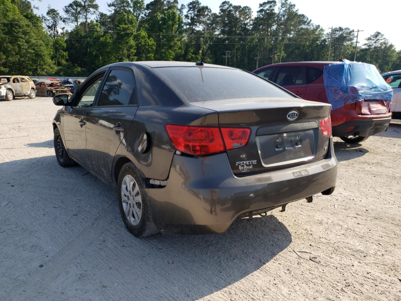 Photo 3 from auction – 2010 KIA FORTE EX with VIN KNAFU4A28A5809558