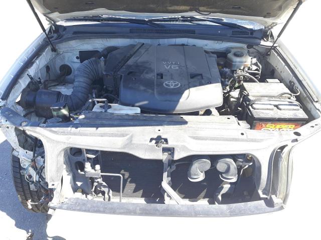 Photo 7 from auction – 2004 TOYOTA 4RUNNER LI with VIN JTEZU17R640039635