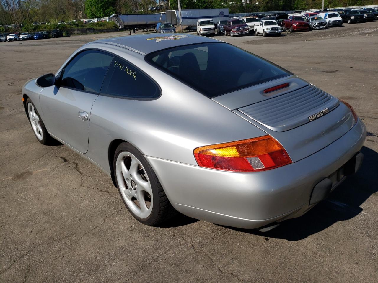 Photo 3 from auction – 1999 PORSCHE 911 CARRER with VIN WP0AA2997XS620146