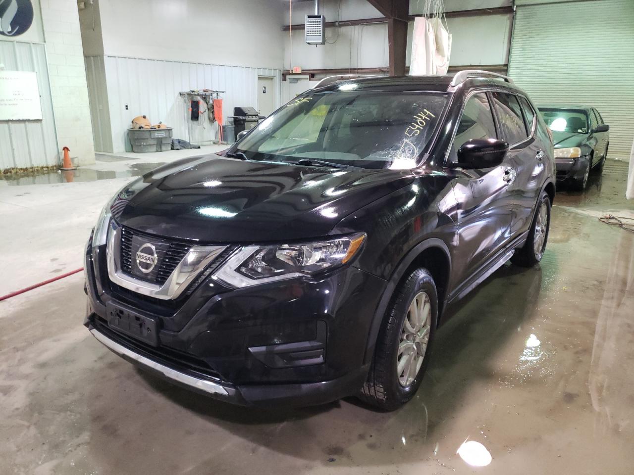 Photo 2 from auction – 2017 NISSAN ROGUE S with VIN KNMAT2MV3HP611866