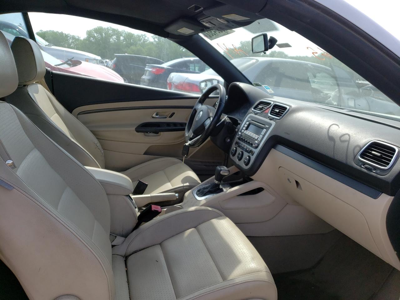 Photo 5 from auction – 2009 VOLKSWAGEN EOS TURBO with VIN WVWBA71F19V017665