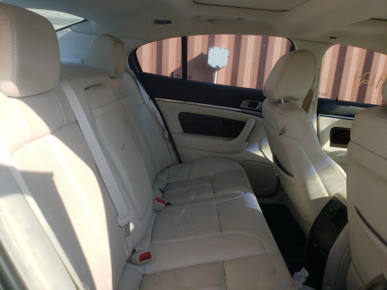 Photo 6 from auction – 2010 LINCOLN MKS with VIN 1LNHL9DRXAG611259