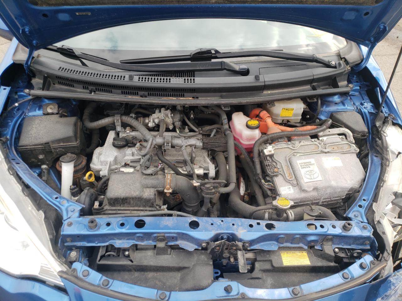Photo 7 from auction – 2014 TOYOTA PRIUS C with VIN JTDKDTB34E1571420