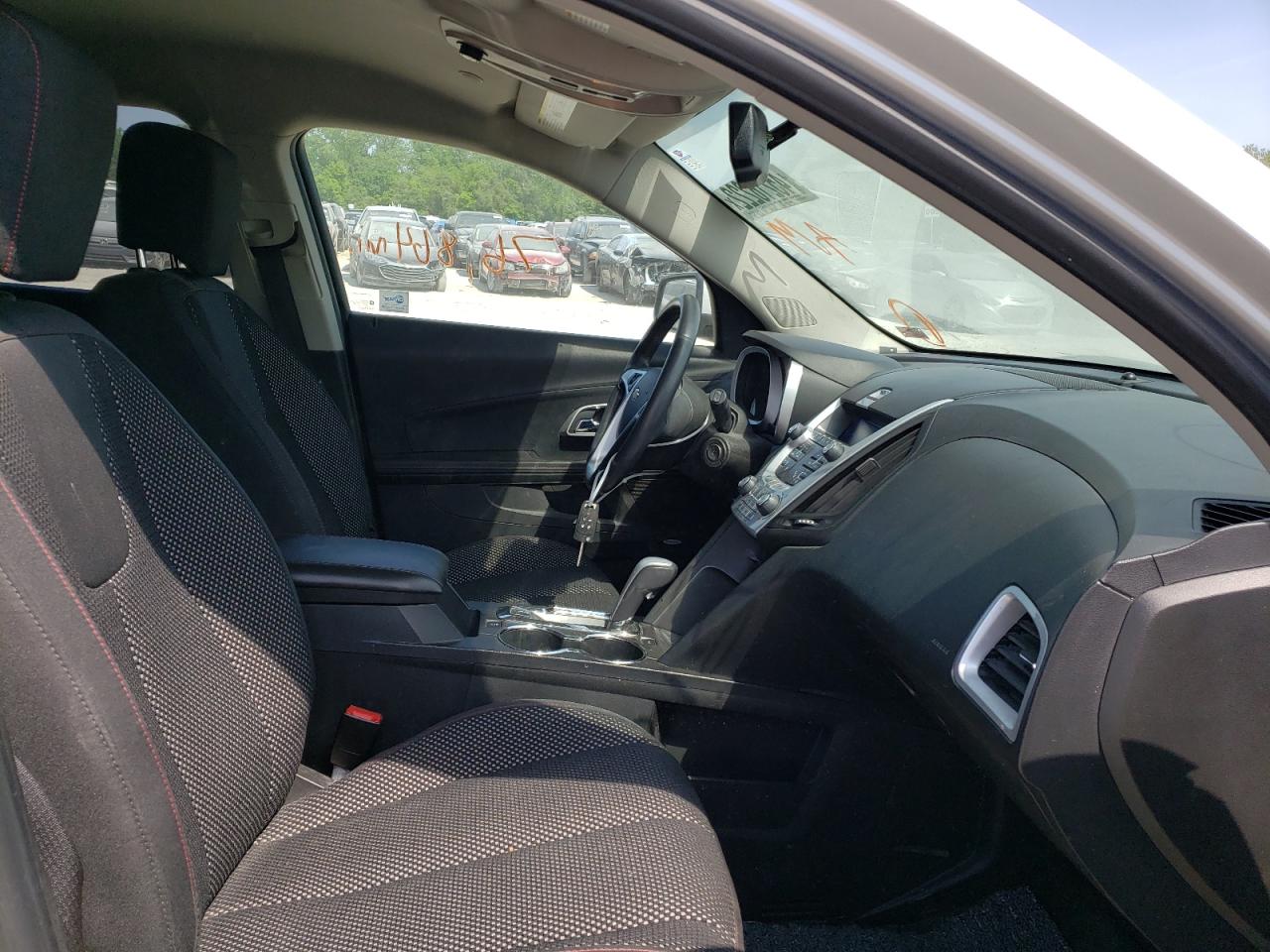 Photo 5 from auction – 2011 CHEVROLET EQUINOX LT with VIN 2GNALPEC8B1214790
