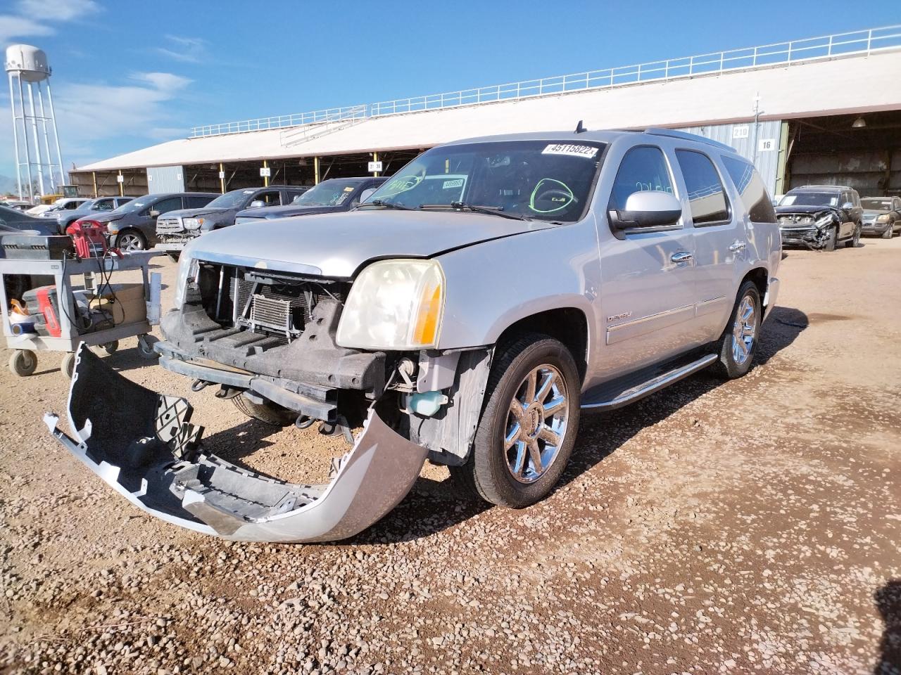 Photo 2 from auction – 2010 GMC YUKON DENA with VIN 1GKUCEEF6AR228203