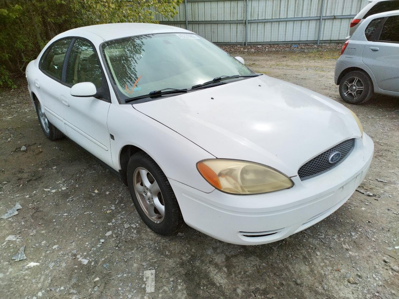 FORD TAURUS SES 2004 with VIN 1FAFP55S84G105756 - Photo from auction