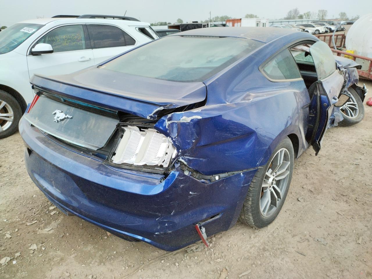 Photo 4 from auction – 2016 FORD MUSTANG with VIN 1FA6P8TH3G5289688