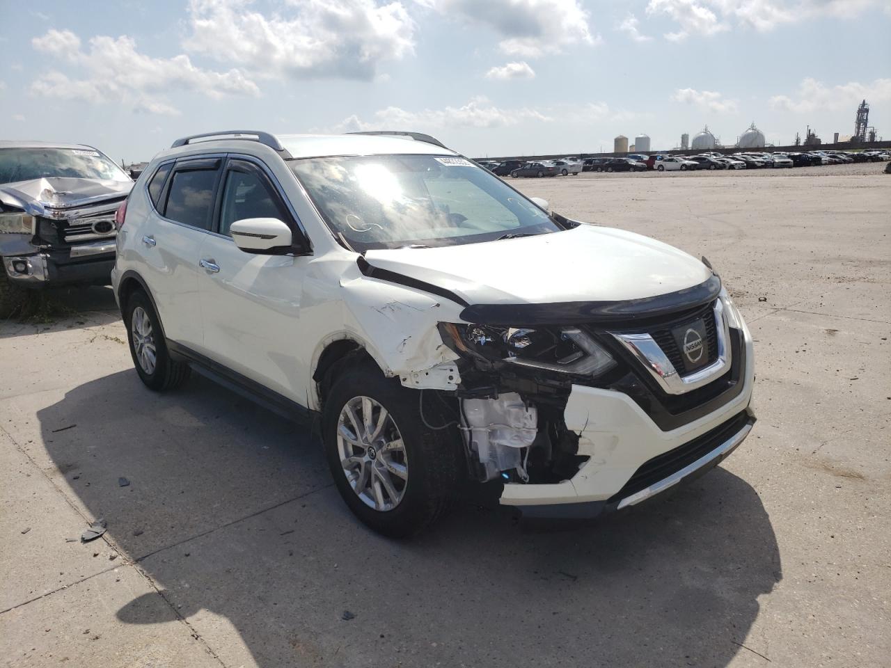 Photo 1 from auction – 2017 NISSAN ROGUE S with VIN 5N1AT2MT6HC883619