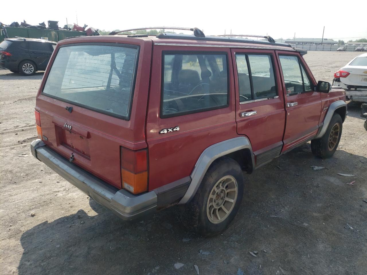 Photo 4 from auction – 1991 JEEP CHEROKEE L with VIN 1J4FJ58S7ML608767