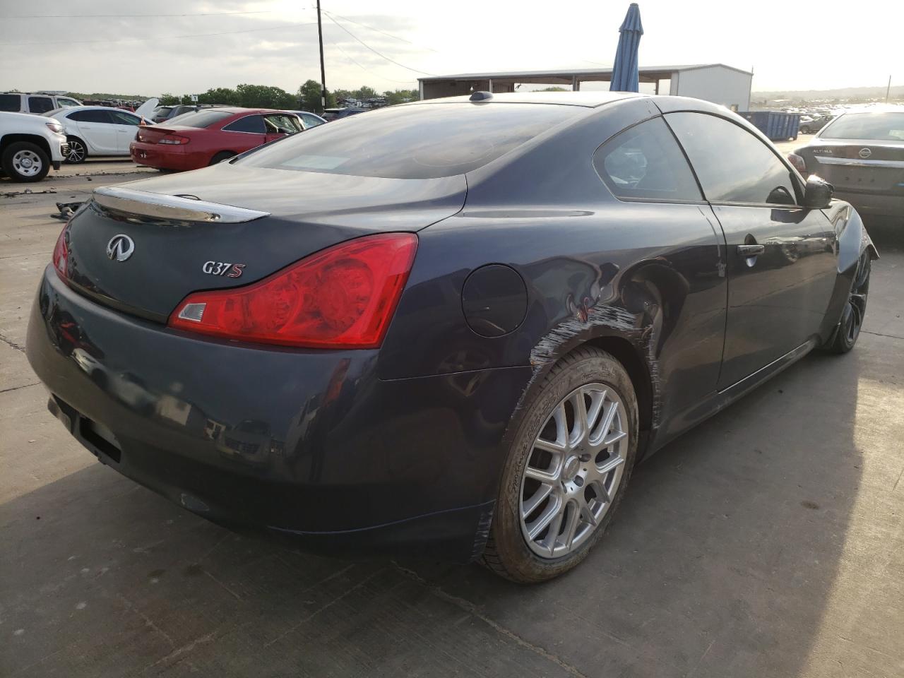 Photo 4 from auction – 2008 INFINITI G37 BASE with VIN JNKCV64E18M128564
