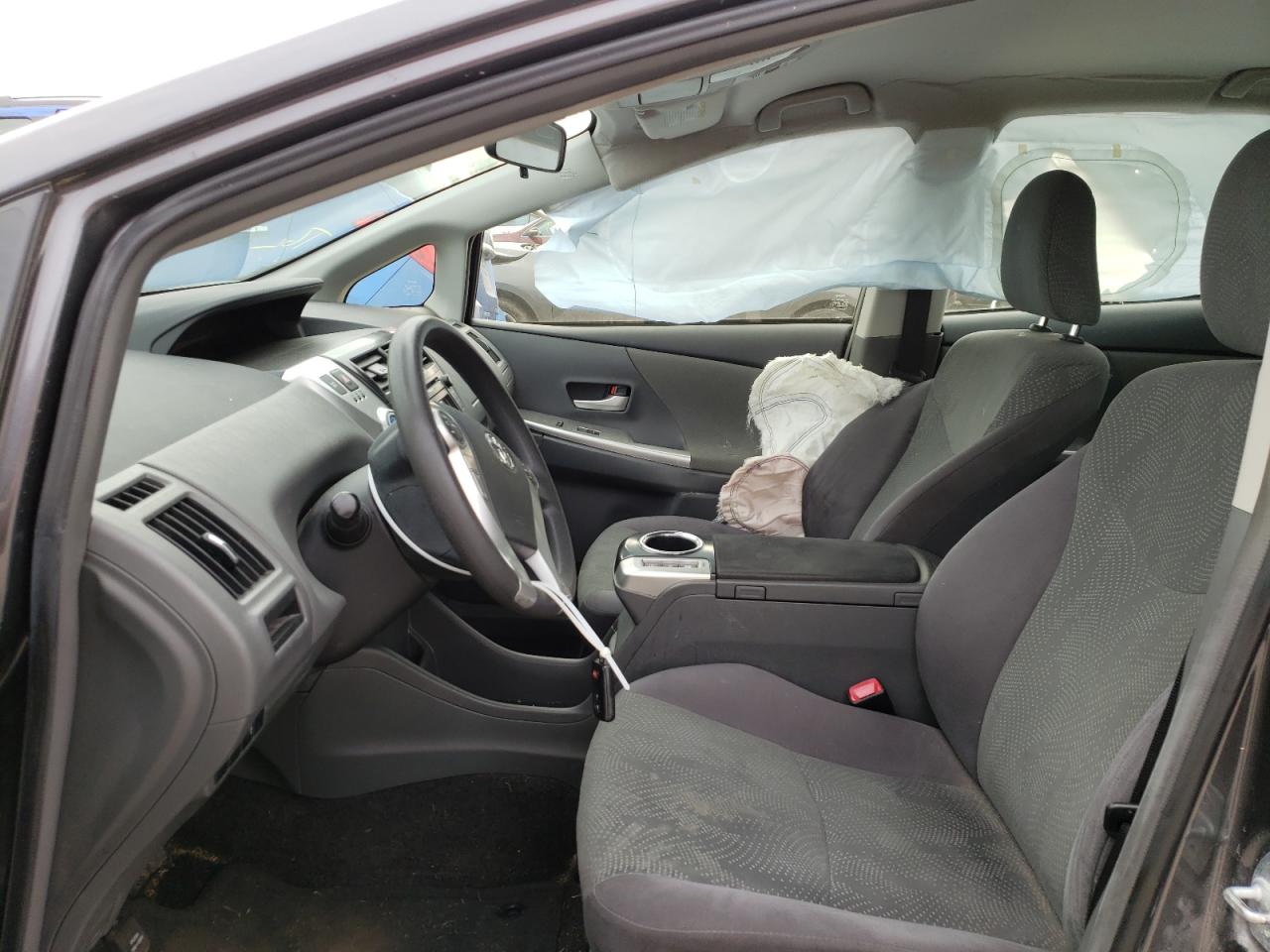 Photo 5 from auction – 2014 TOYOTA PRIUS V with VIN JTDZN3EU5E3296435