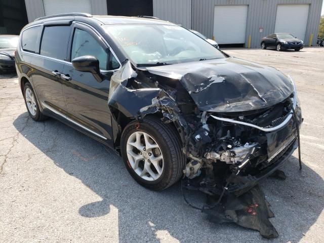 CHRYSLER PACIFICA T 2017 with VIN 2C4RC1BG7HR541160 - Photo from auction