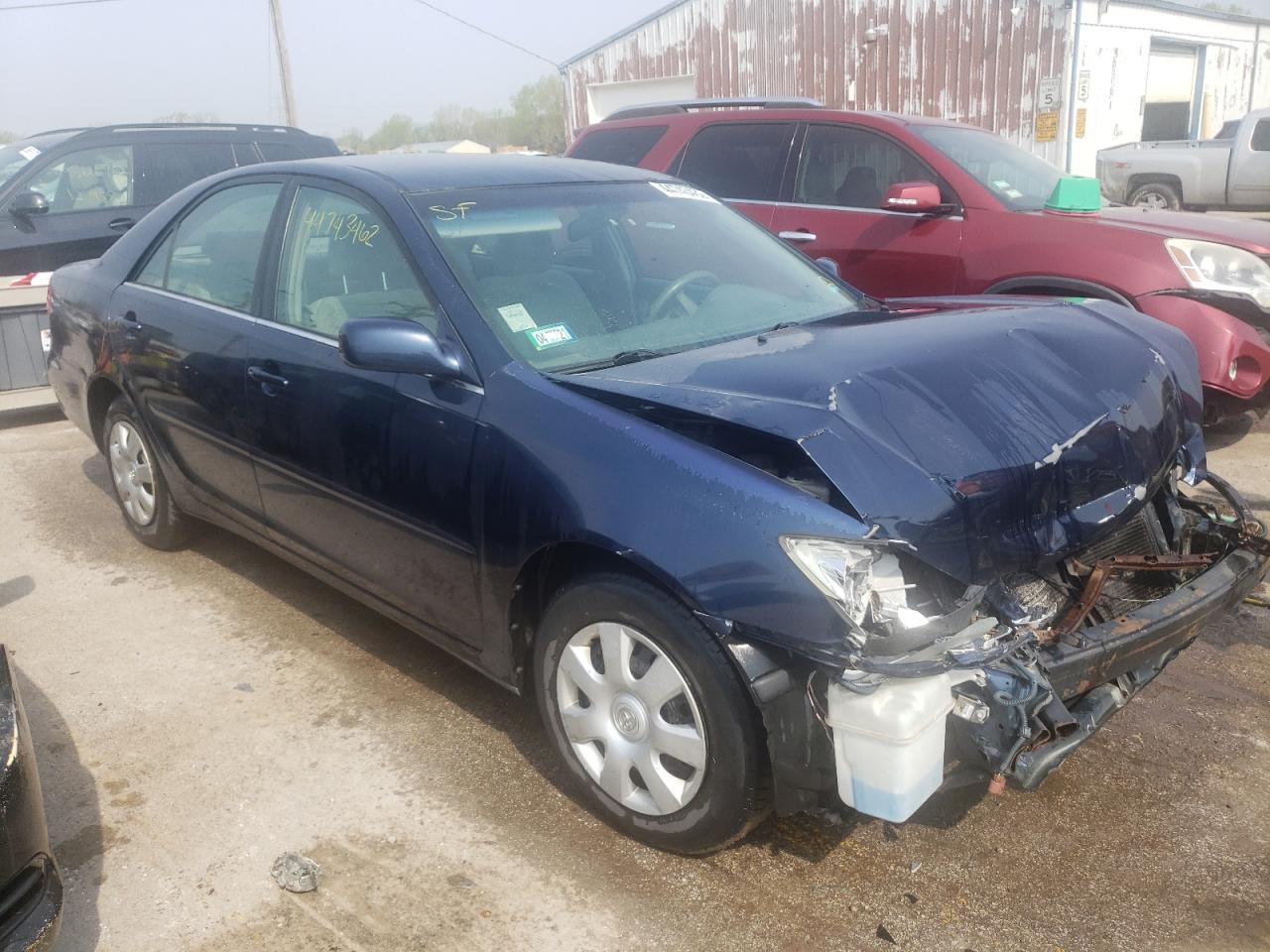 TOYOTA CAMRY LE 2004 with VIN 4T1BE32K74U301756 - Photo from auction