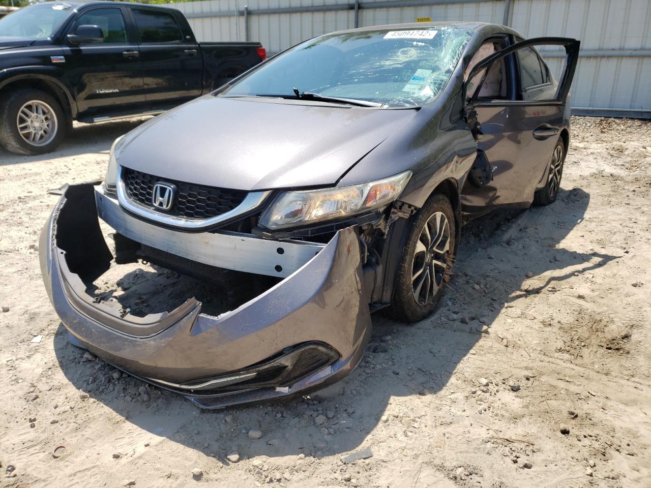 Photo 2 from auction – 2015 HONDA CIVIC EX with VIN 19XFB2F83FE084778