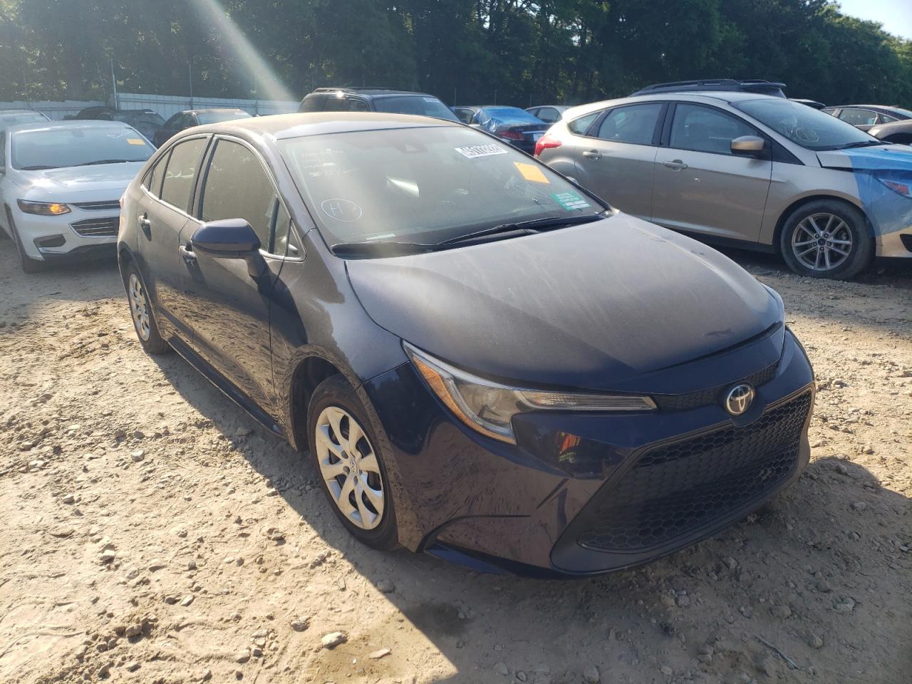 TOYOTA COROLLA LE 2021 with VIN 5YFEPMAE8MP147827 - Photo from auction