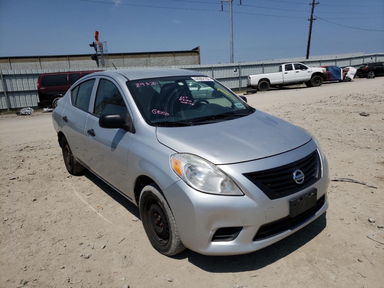 NISSAN VERSA S 2012 with VIN 3N1CN7AP6CL860417 - Photo from auction