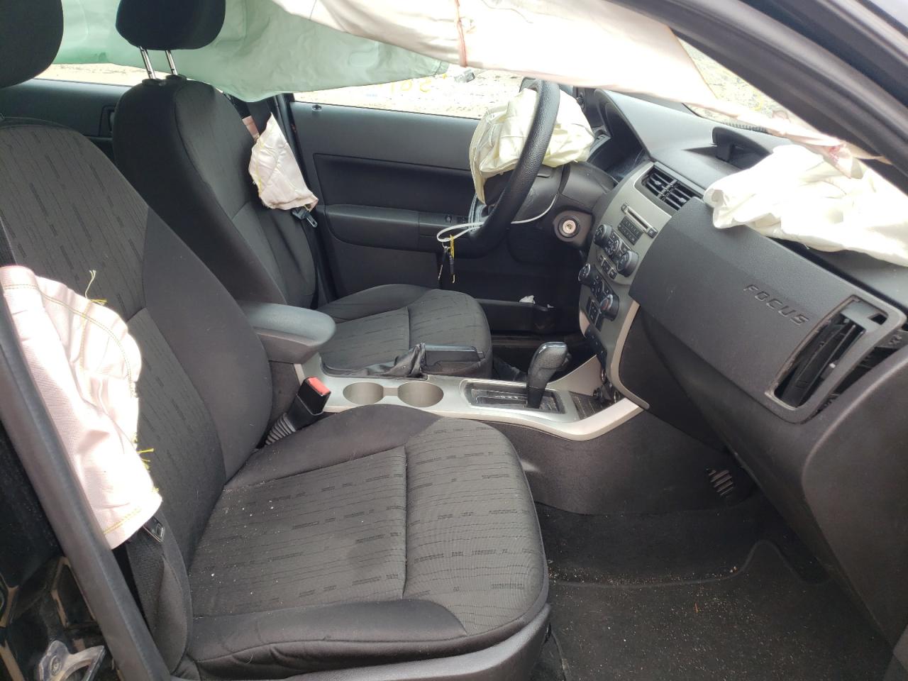 Photo 5 from auction – 2011 FORD FOCUS SE with VIN 1FAHP3FN9BW120033