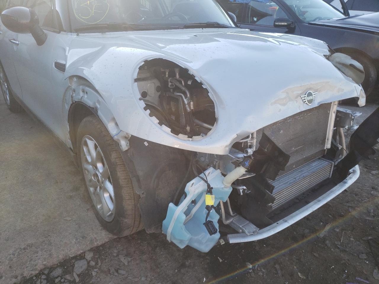 Photo 9 from auction – 2019 MINI COOPER with VIN WMWXU1C53K2J02252