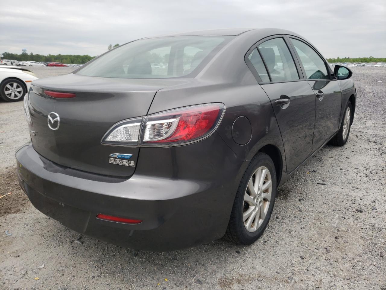 Photo 4 from auction – 2012 MAZDA 3 I with VIN JM1BL1V74C1695612