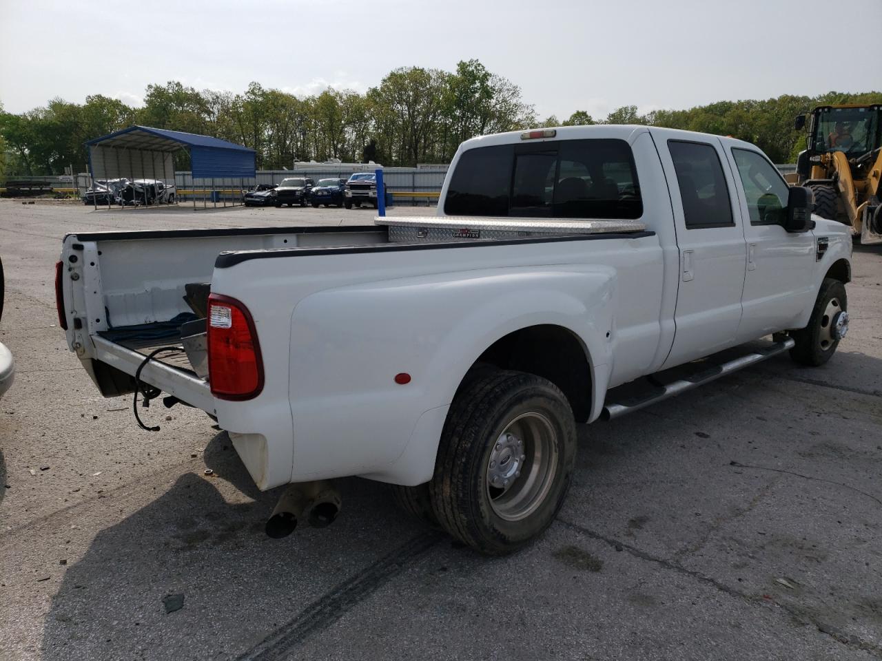 Photo 4 from auction – 2008 FORD F350 SUPER with VIN 1FTWW32RX8EA68309