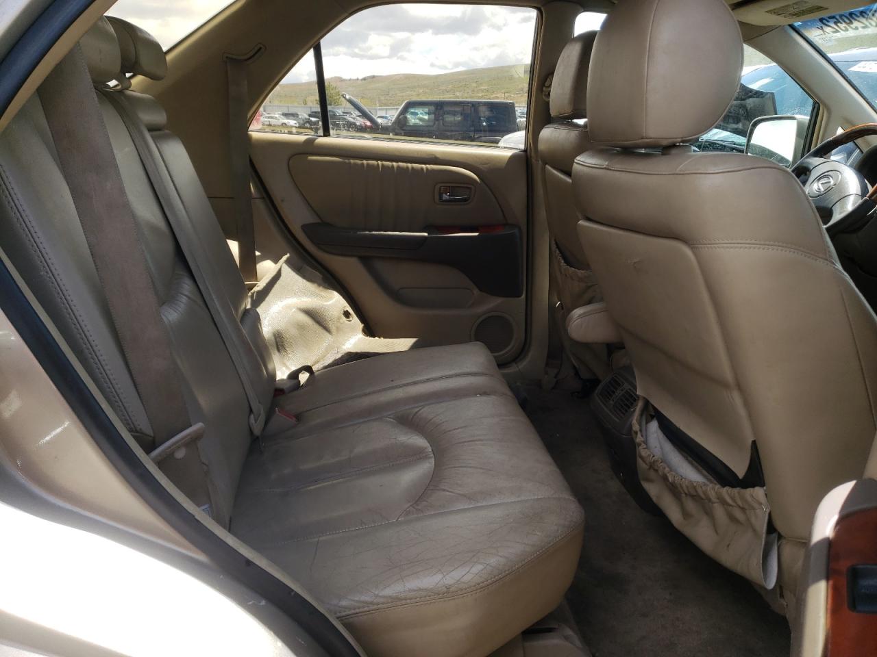 Photo 6 from auction – 2003 LEXUS RX 300 with VIN JTJHF10U530305635
