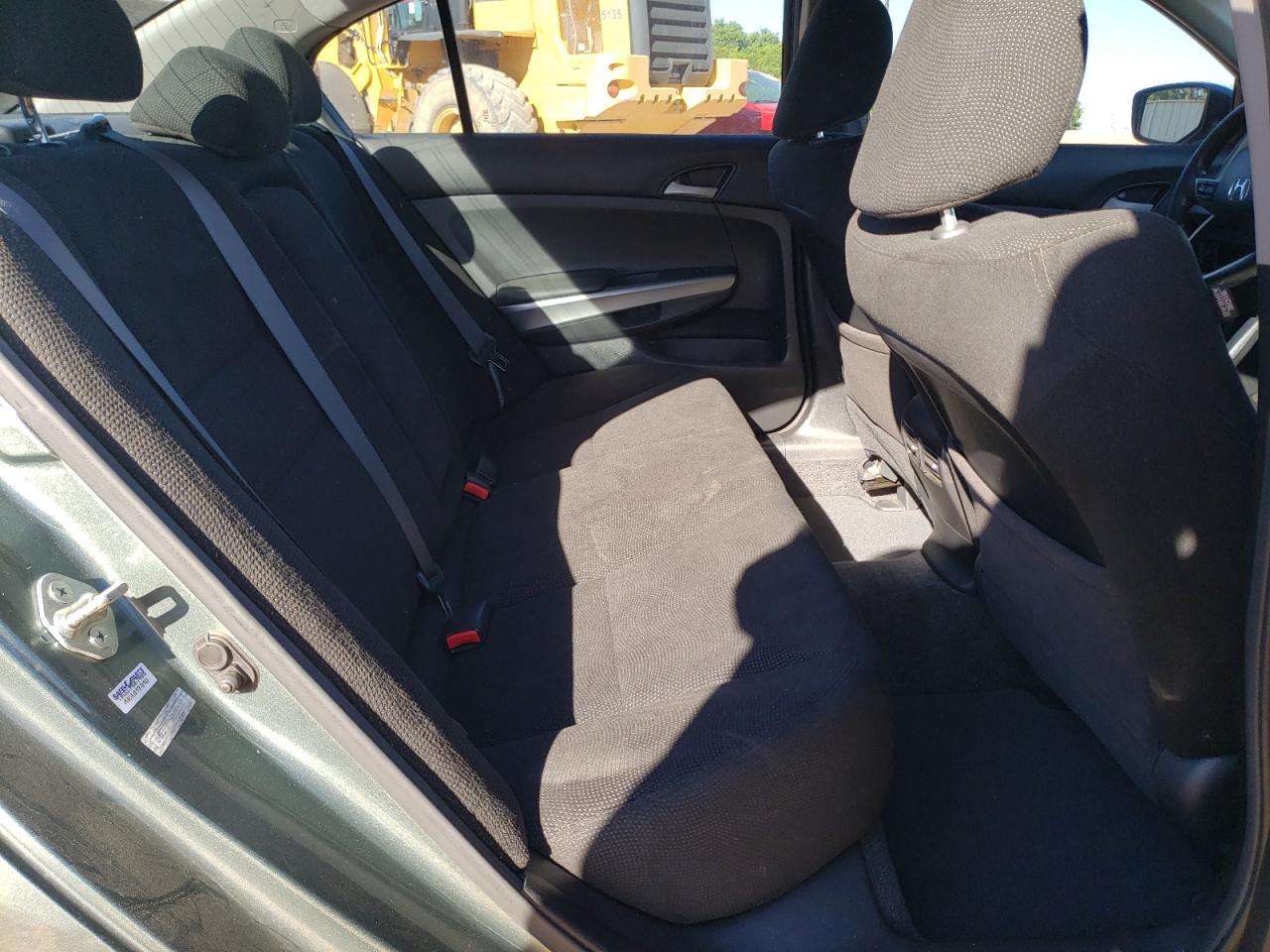 Photo 6 from auction – 2010 HONDA ACCORD EX with VIN 1HGCP3F75AA020157