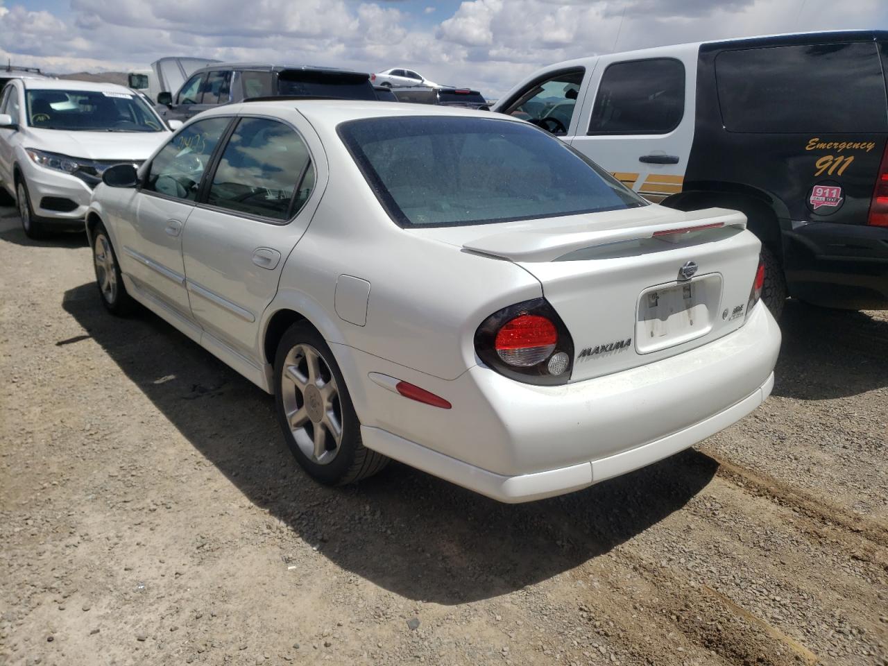 Photo 3 from auction – 2001 NISSAN MAXIMA GXE with VIN JN1CA31AX1T307908