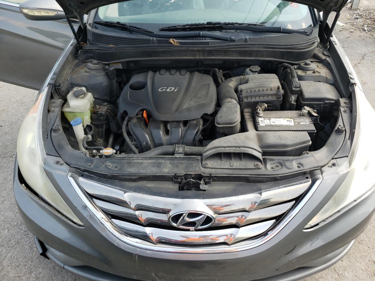 Photo 7 from auction – 2012 HYUNDAI SONATA SE with VIN 5NPEC4AC7CH477917