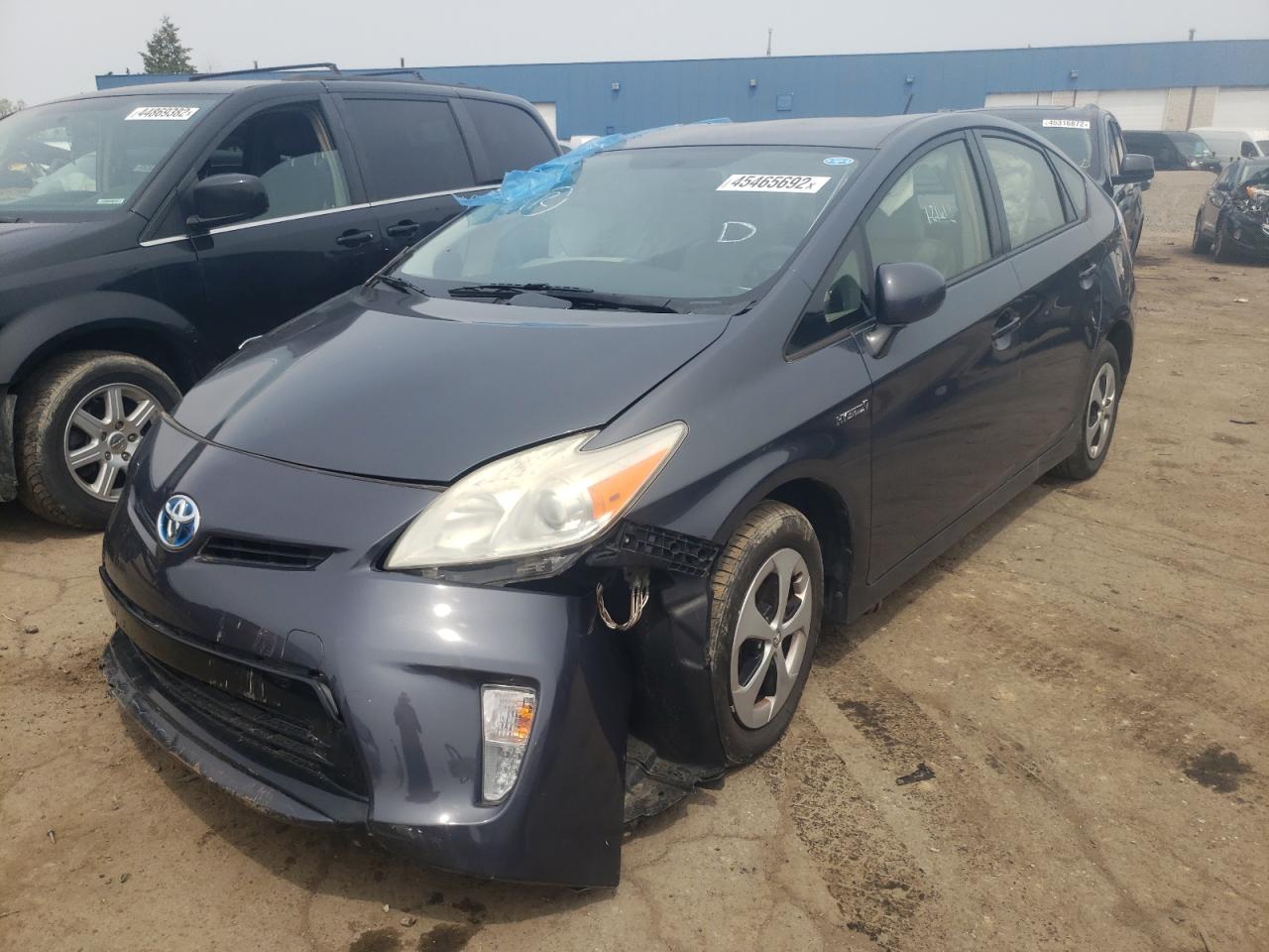 Photo 2 from auction – 2013 TOYOTA PRIUS with VIN JTDKN3DU9D5647692