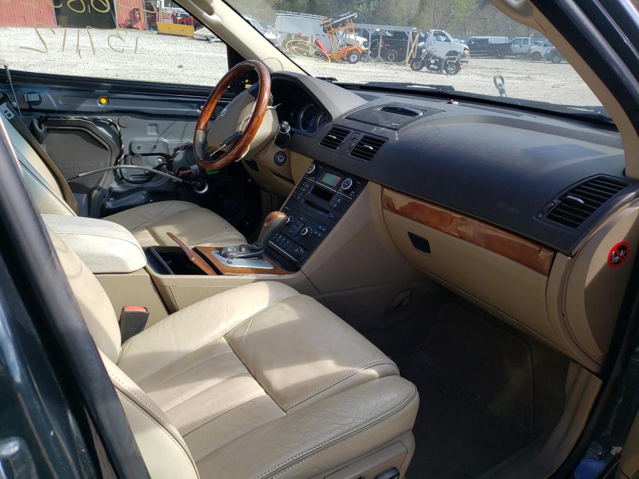 Photo 5 from auction – 2011 VOLVO XC90 V8 with VIN YV4852CZ0B1588731