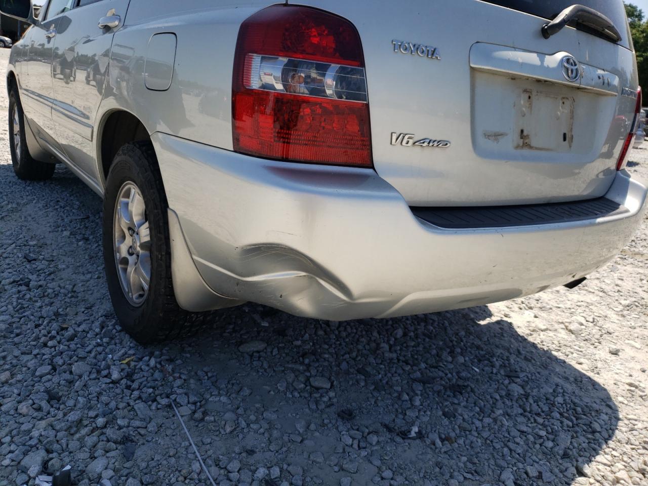 Photo 9 from auction – 2004 TOYOTA HIGHLANDER with VIN JTEEP21A340026937