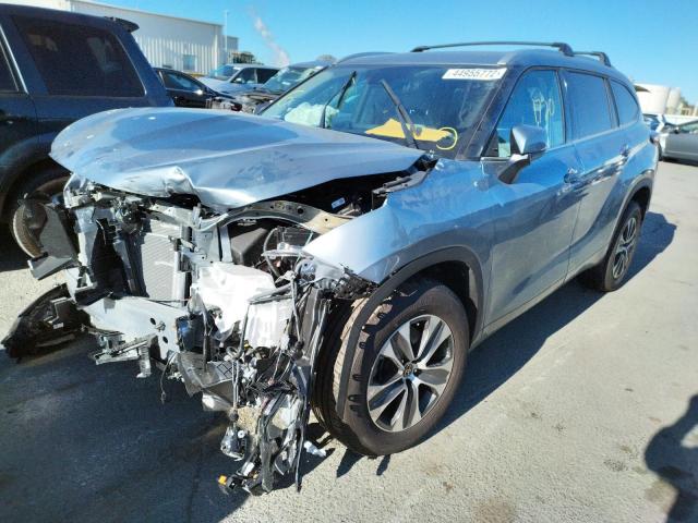 Photo 2 from auction – 2022 TOYOTA HIGHLANDER with VIN 5TDHZRAH6NS091359