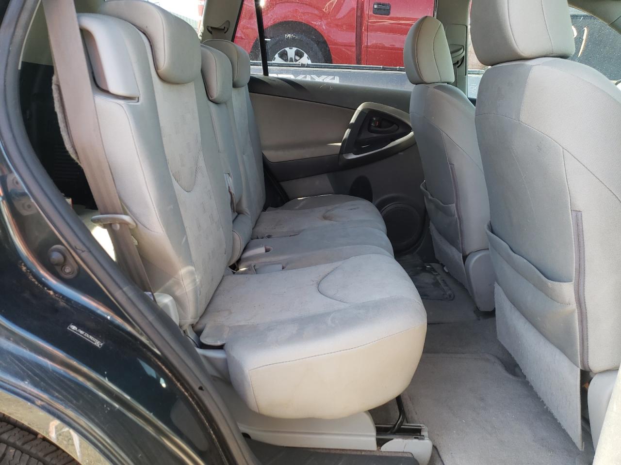 Photo 6 from auction – 2009 TOYOTA RAV4 with VIN JTMBF33V39D005814